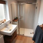 efficient small bathroom designs